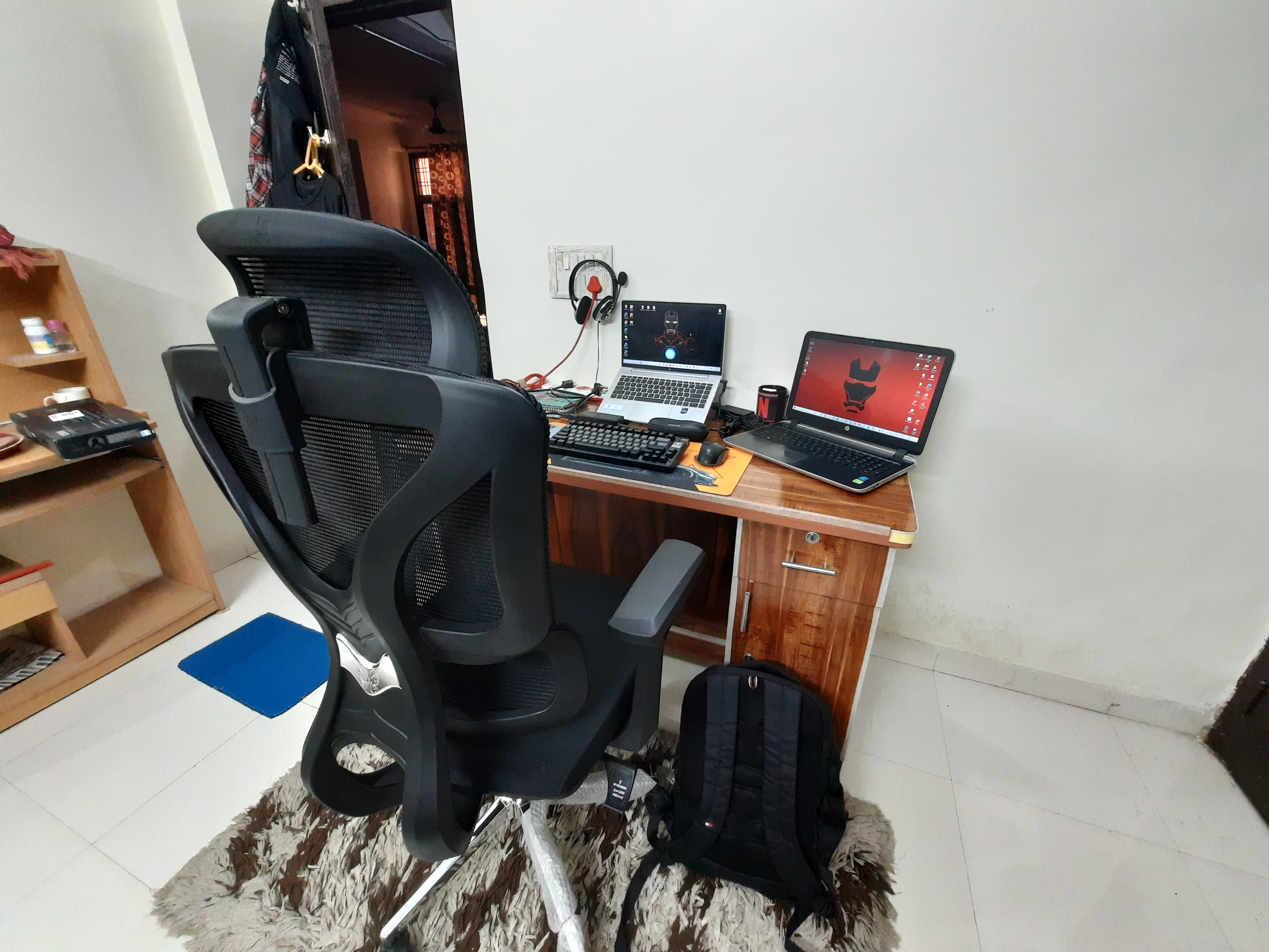 Table and Chair — photo 1