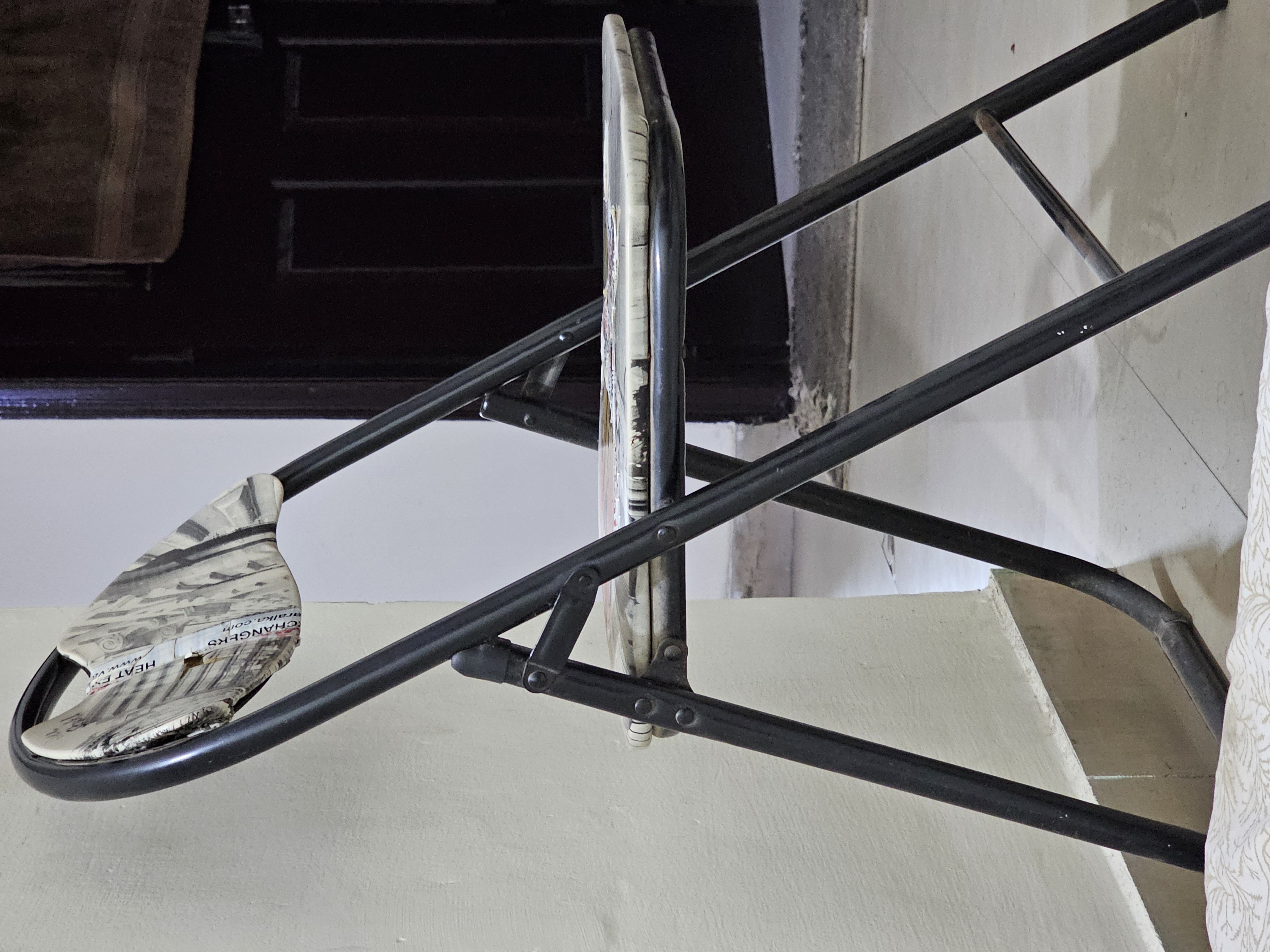 Foldable chair — photo 1
