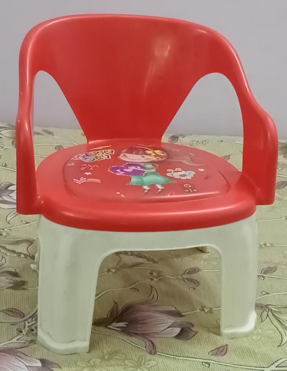 Baby chair — photo 1